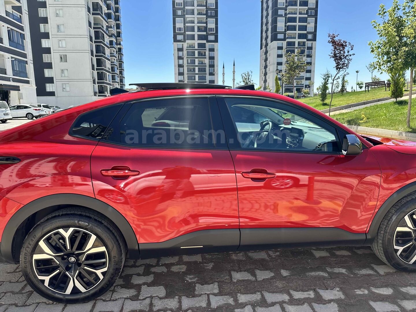 Sahibinden Citroen C4 X 1.2 PureTech Max 2025 Model Diyarbakır 13.900 km Kırmızı 3