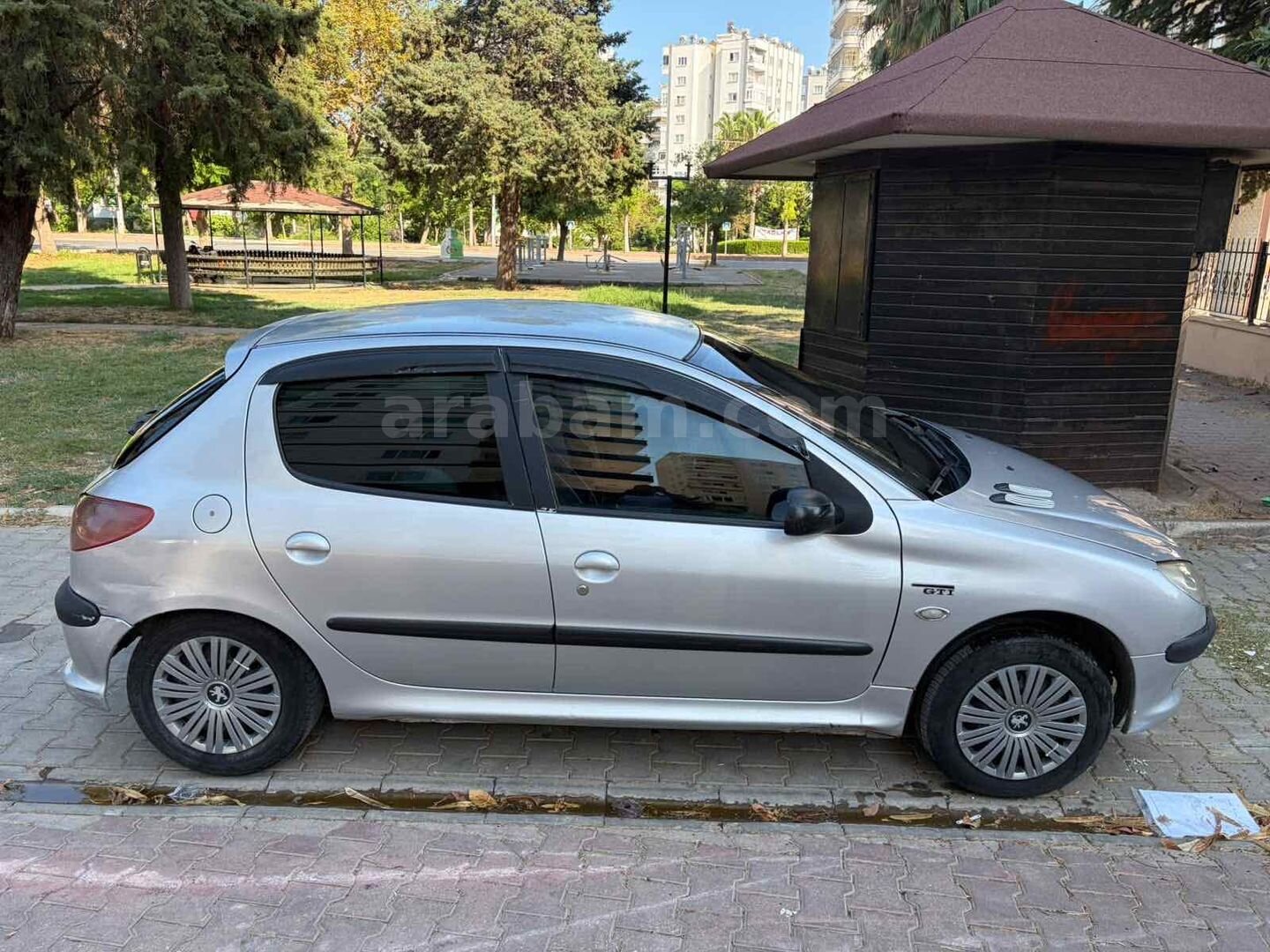 Sahibinden Peugeot 206 1.4 HDi X-Design 2004 Model Mersin 305.000 km Gri (Gümüş) 2