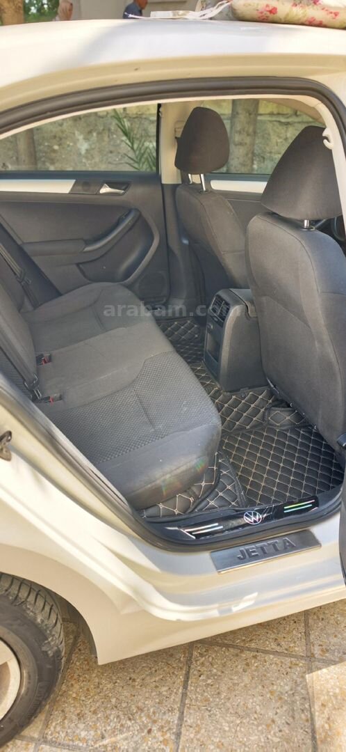 Sahibinden Volkswagen Jetta 1.4 TSi Trendline 2012 Model Şanlıurfa 180.000 km Beyaz 5