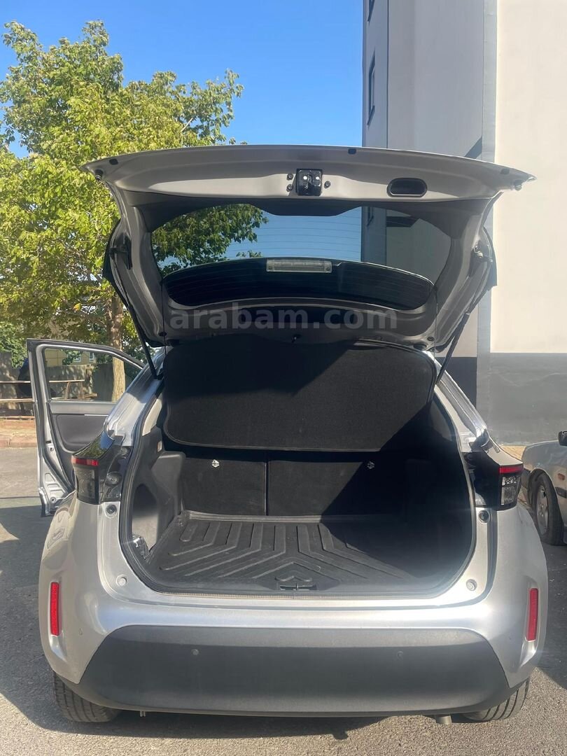 Sahibinden Toyota Yaris Cross 1.5 Flame X-Pack 2023 Model 6