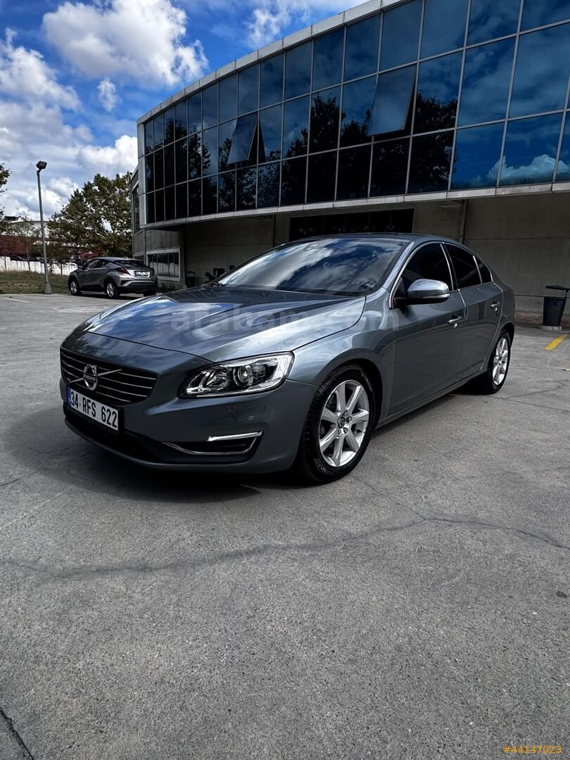 Galeriden Volvo S60 1.5 T3 Advance 2017 Model İstanbul 240.320 km Gri 3
