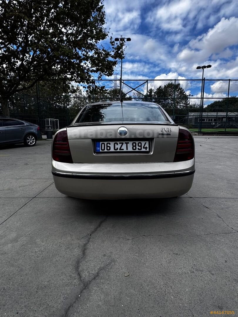 Galeriden Skoda SuperB 2.5 TDI Elegance 2003 Model İstanbul 394.500 km Bej 6