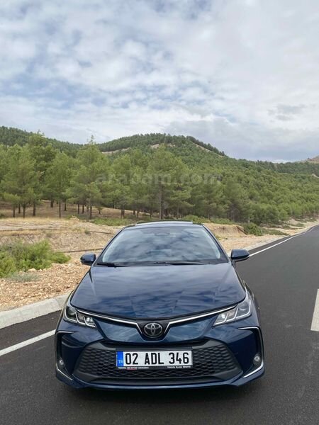 Sahibinden Toyota Corolla 1.5 Flame X-Pack 2023 Model