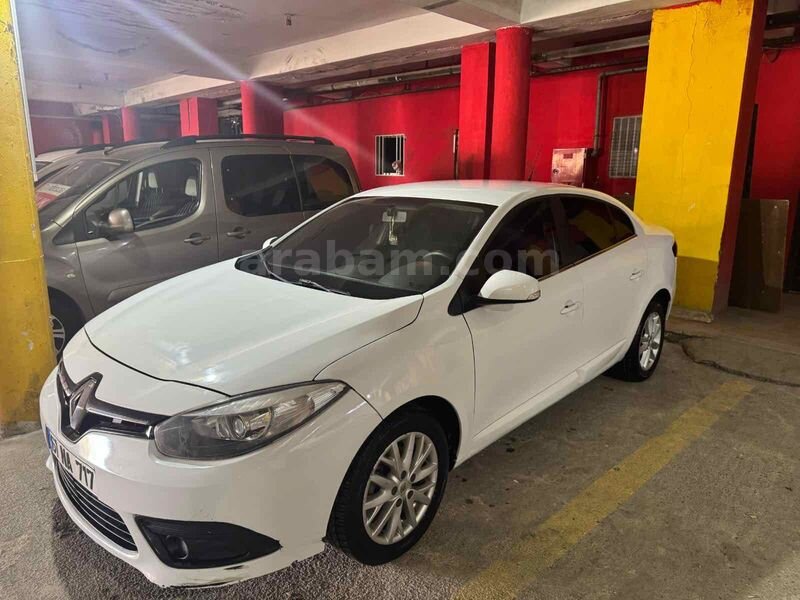 Sahibinden Renault Fluence 1.5 dCi Business 2015 Model Kocaeli 258.000 km Beyaz