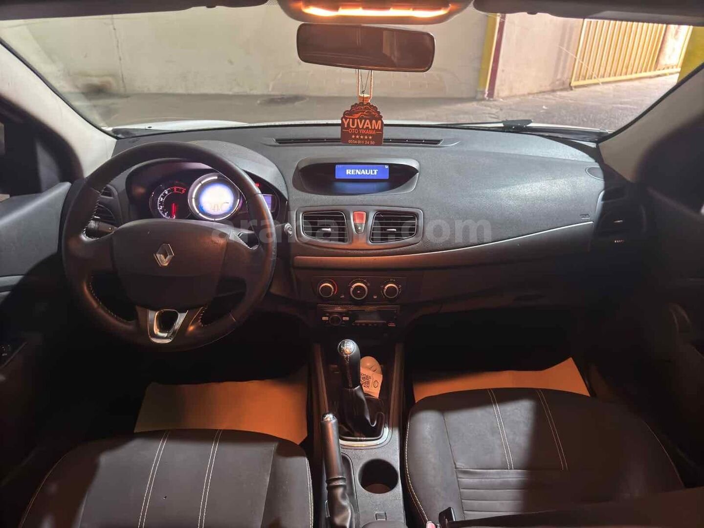Sahibinden Renault Fluence 1.5 dCi Business 2015 Model Kocaeli 258.000 km Beyaz 2