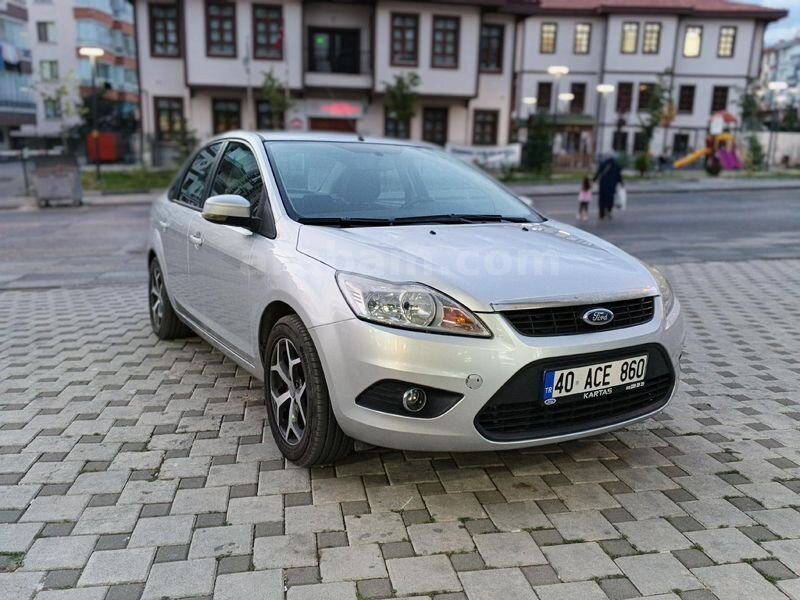 Sahibinden Ford Focus 1.6 Comfort 2010 Model Ankara 264.400 km Gri