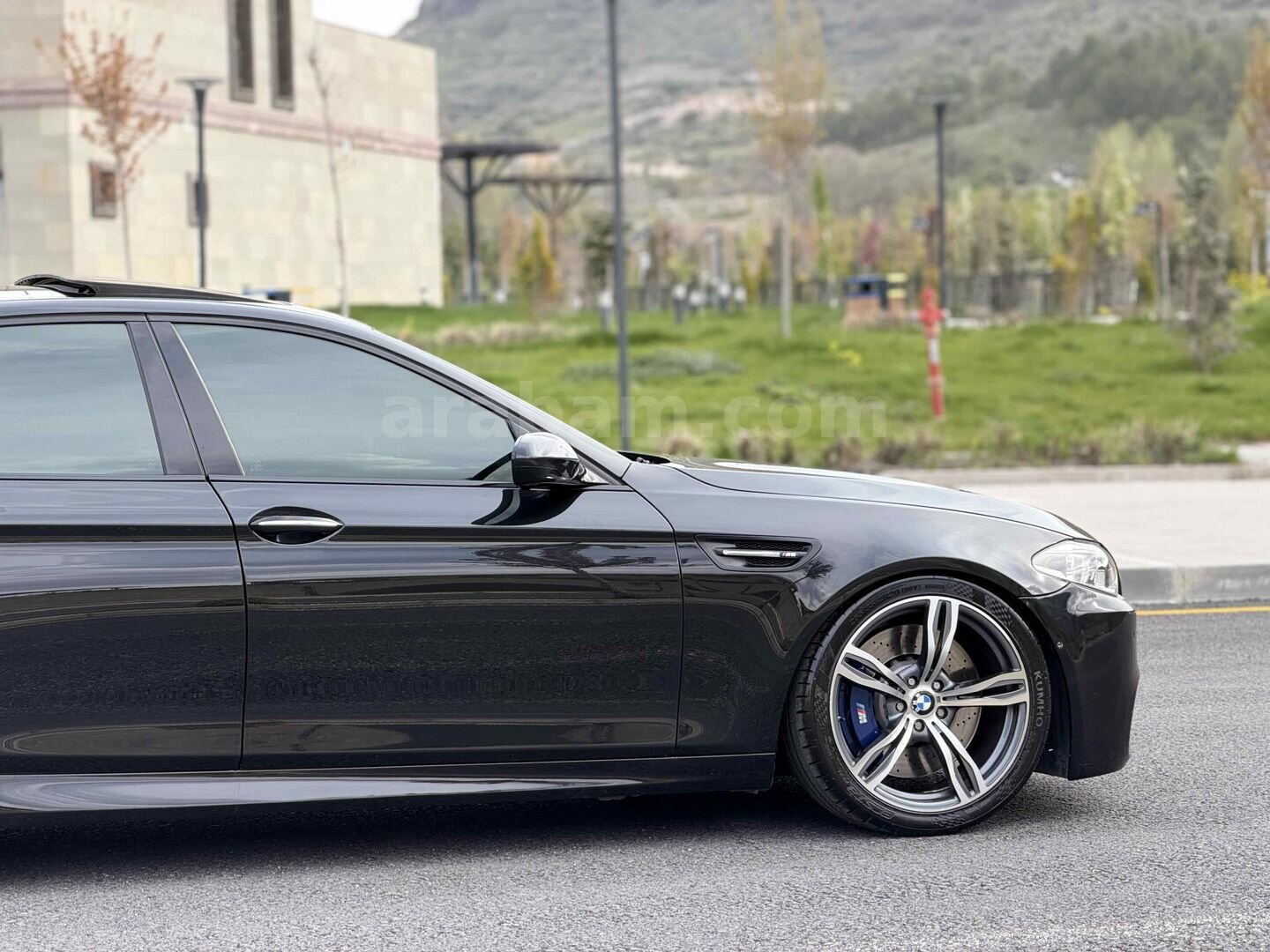 Sahibinden BMW M Serisi M5 2013 Model Nevşehir 142.000 km Siyah 6