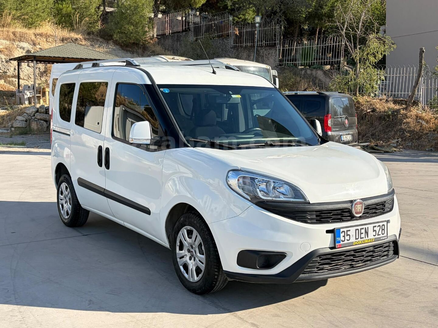 ROTA OTOMOTİV'DEN 2017 DOBLO 1.3 M.jet OTOMOBİL RUHSATLI 135.000 KM 1