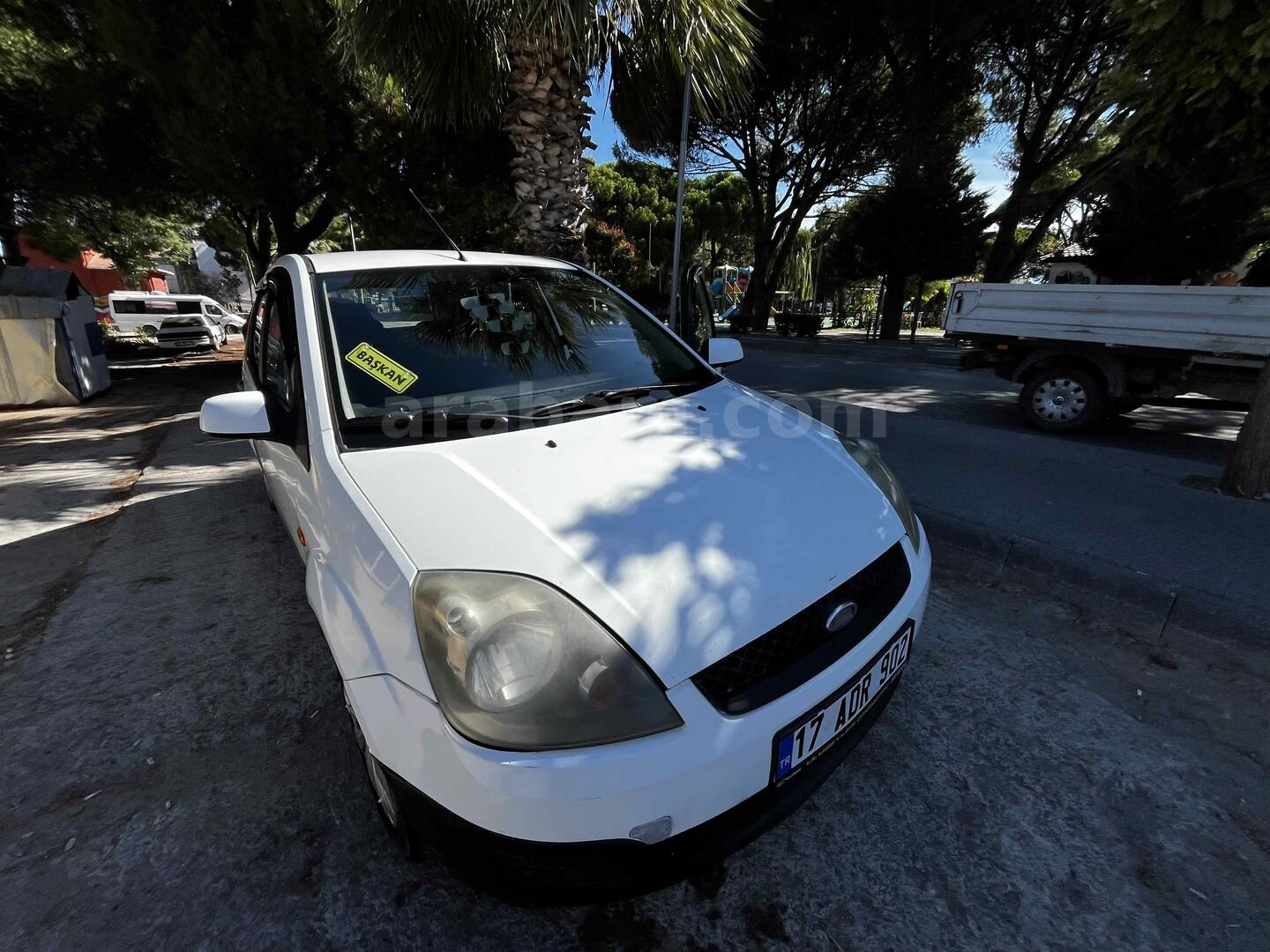 Sahibinden Ford Fiesta 1.4 TDCi Comfort 2006 Model Balıkesir 262.000 km Beyaz 3