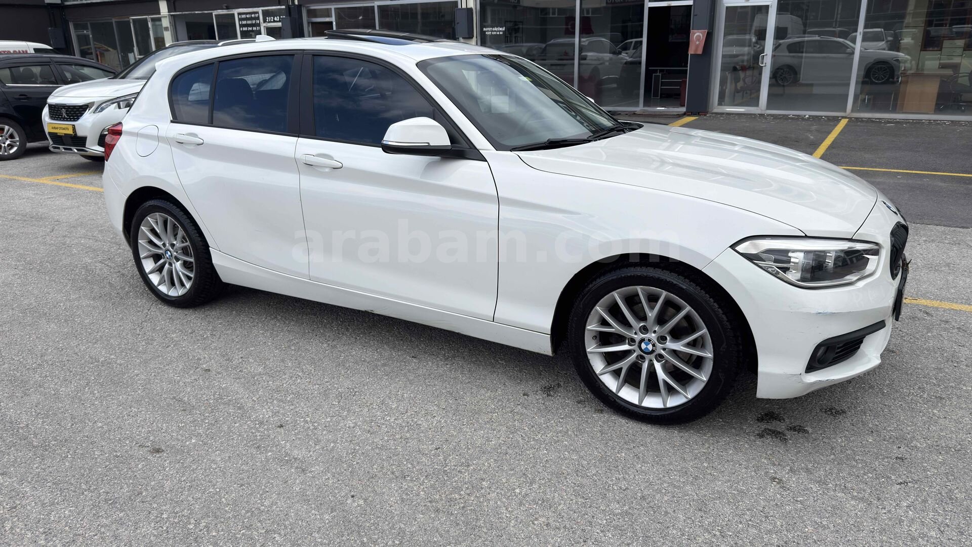 Galeriden BMW 1 Serisi 116d Joy Plus 2016 Model Yozgat 133.000 km Beyaz 3