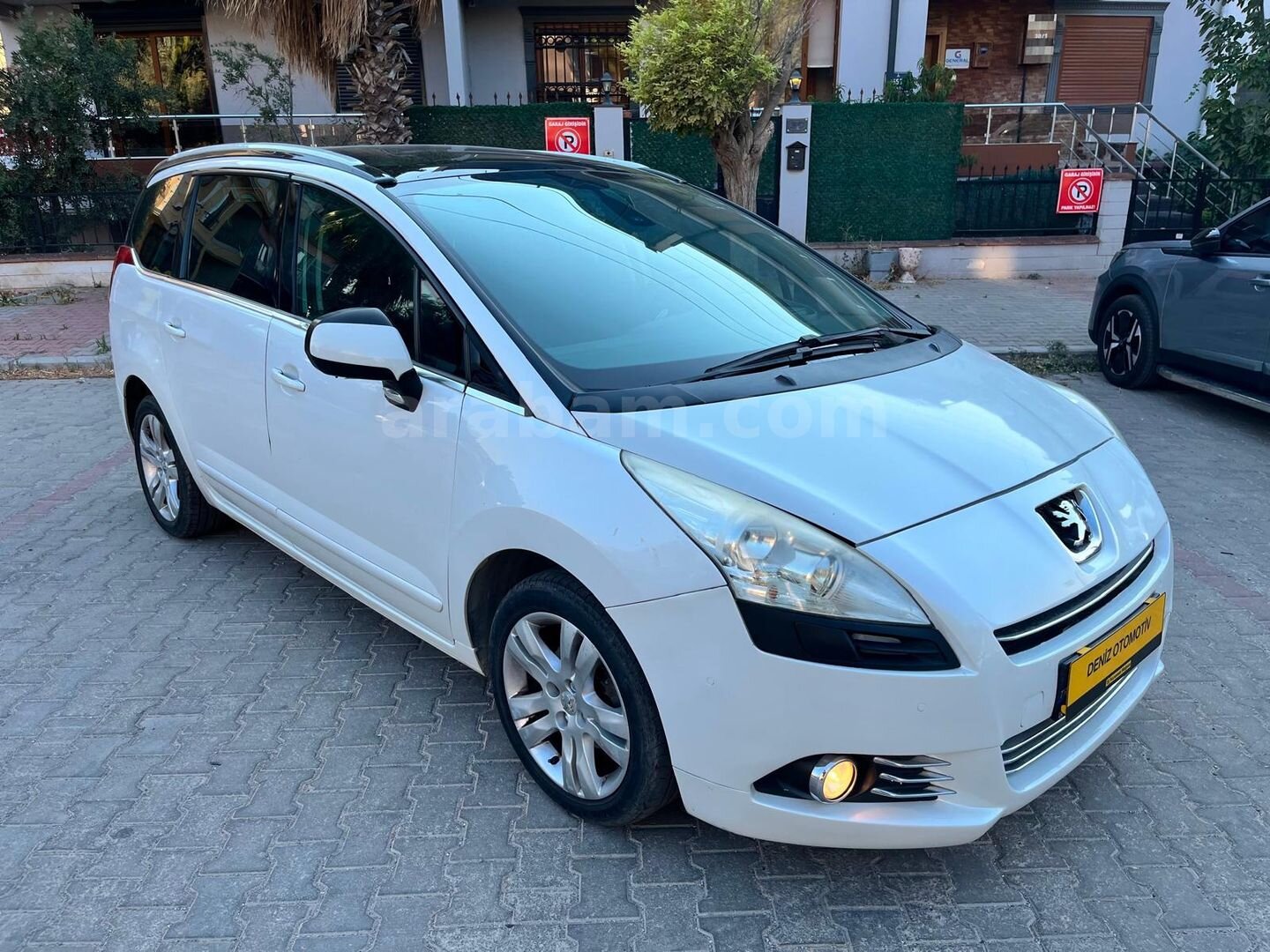 ACİL689950TL2010PEUGEOT 5008 1.6HDİ 7KOLTK PANORAMC CAM 239000KM 1
