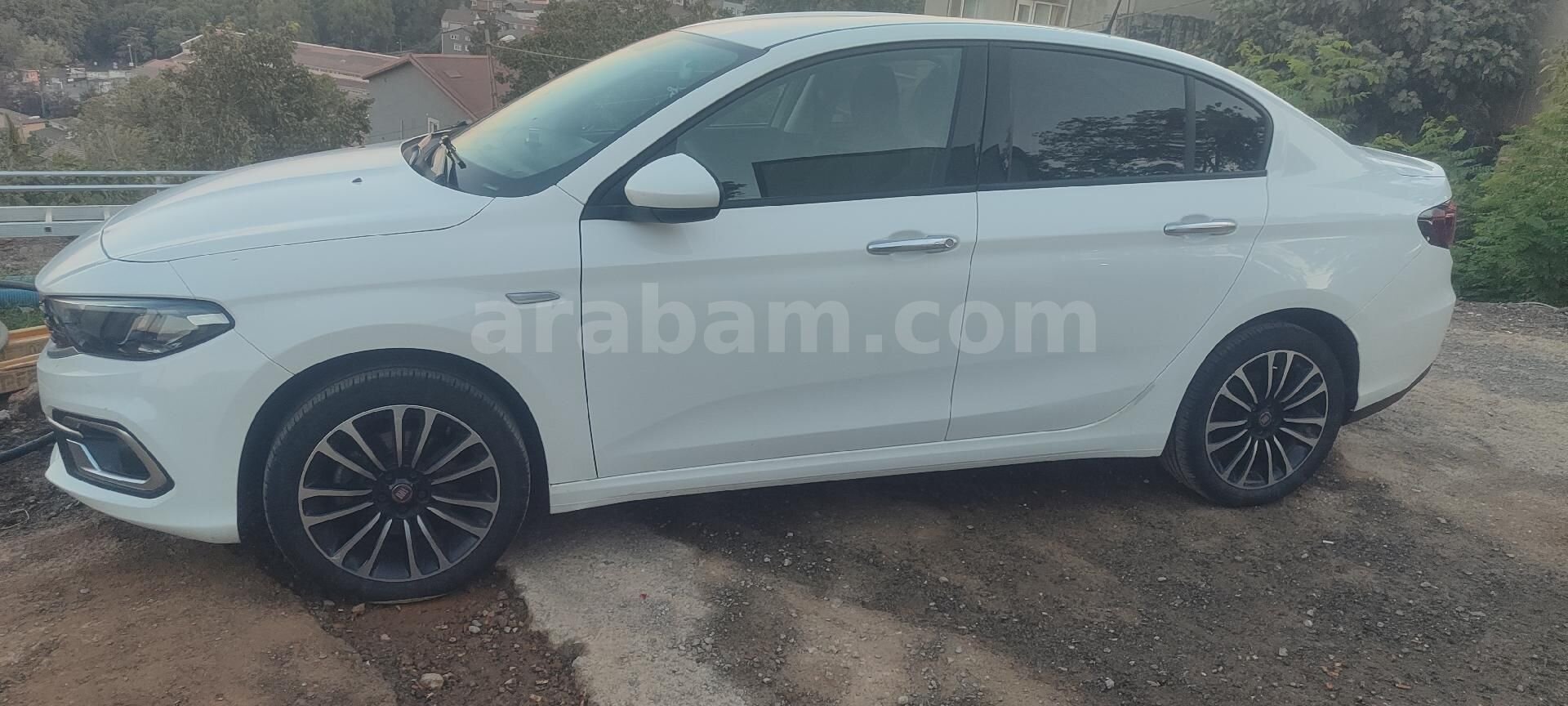 Sahibinden Fiat Egea 1.4 Fire Lounge 2021 Model İstanbul 28.000 km Beyaz 3