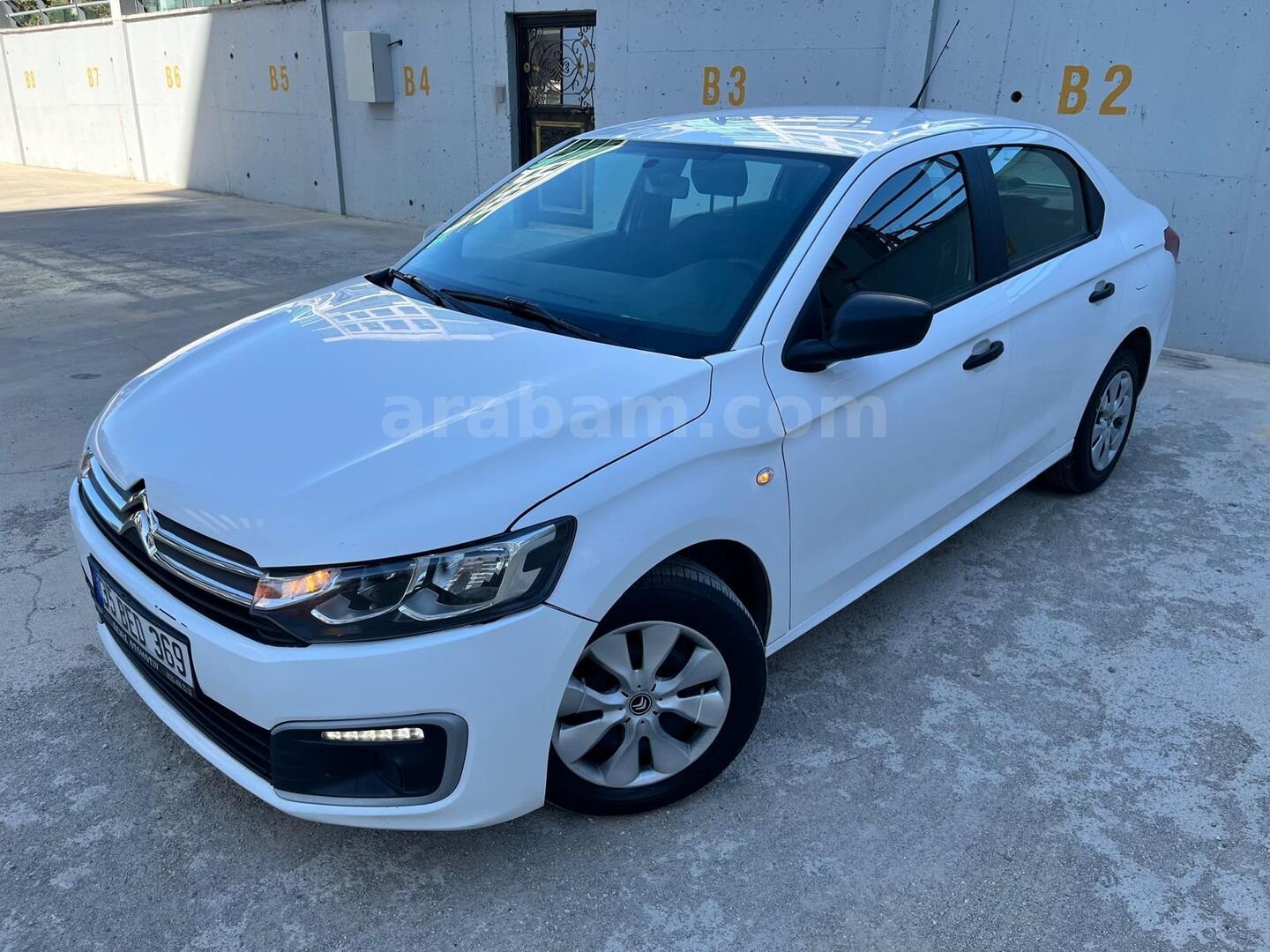 Galeriden Citroen C-Elysée 1.6 HDi Confort 2017 Model İzmir 269.000 km Beyaz 4