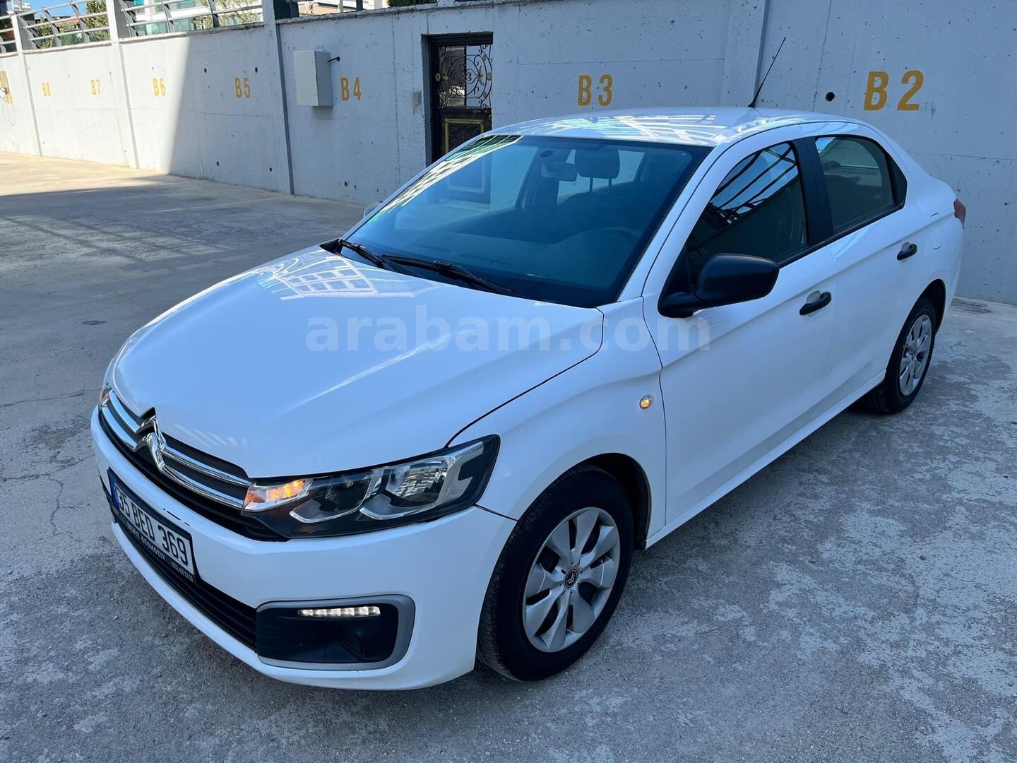 Galeriden Citroen C-Elysée 1.6 HDi Confort 2017 Model İzmir 269.000 km Beyaz 5