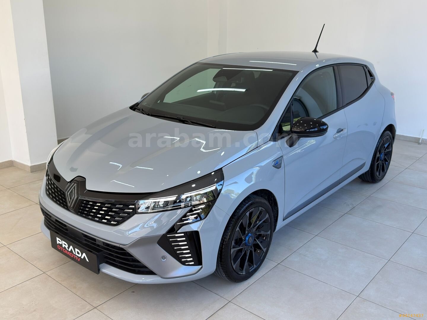 Galeriden Renault Clio 1.0 TCe Techno Esprit Alpine 2025 Model Kocaeli 20.700 km Gri 7