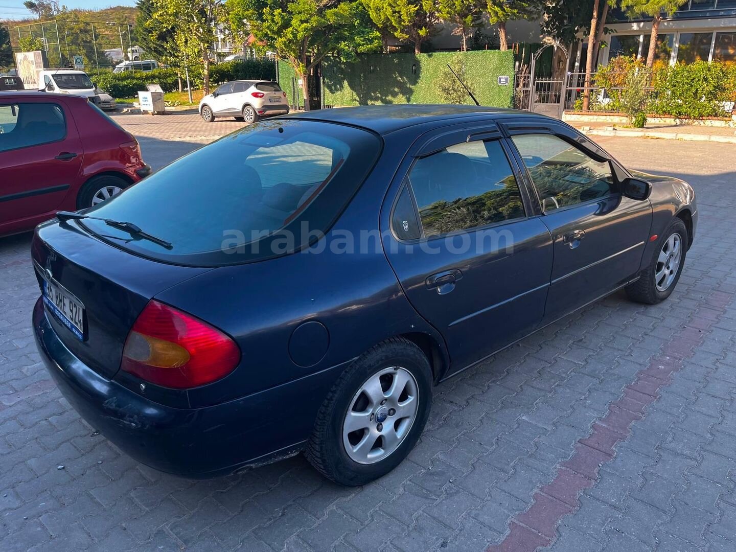 Galeriden Ford Mondeo 2.0 Ghia 1998 Model İzmir 186.000 km Lacivert 4