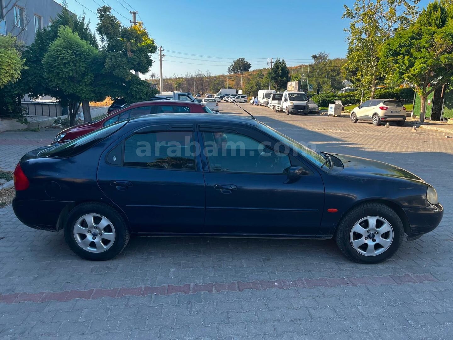 Galeriden Ford Mondeo 2.0 Ghia 1998 Model İzmir 186.000 km Lacivert 7