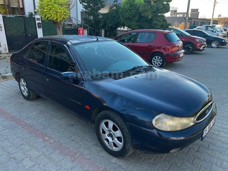 Galeriden Ford Mondeo 2.0 Ghia 1998 Model İzmir 186.000 km Lacivert 1