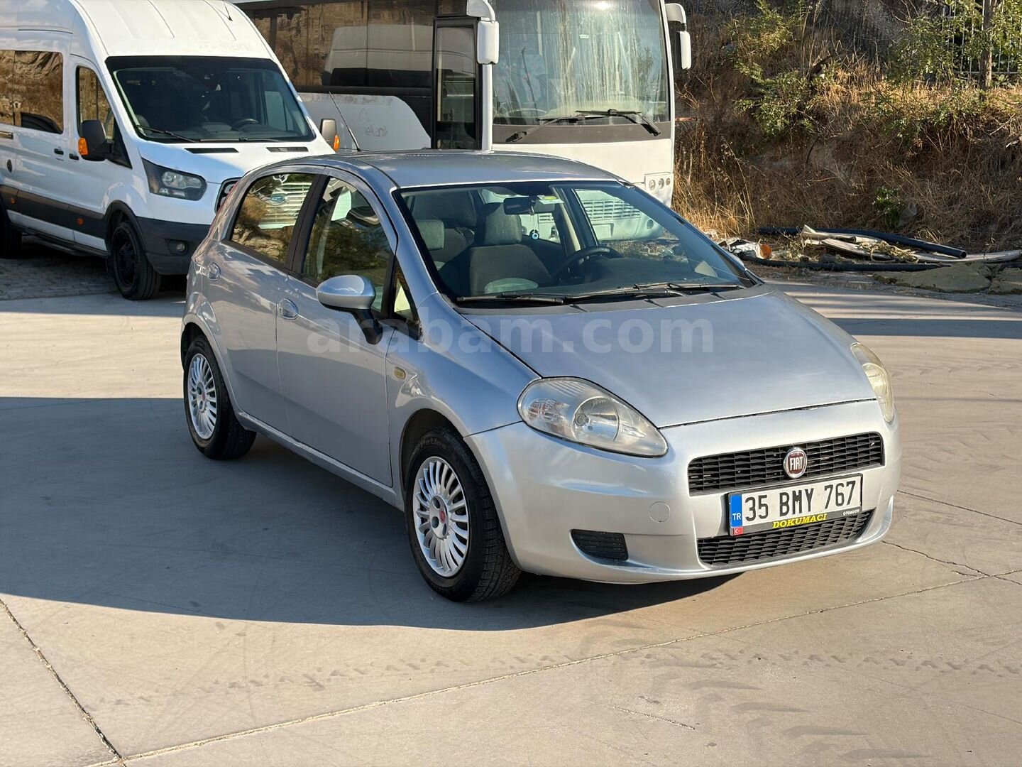 Galeriden Fiat Punto Grande 1.3 Multijet Dynamic 2009 Model İzmir 300.000 km Gri (Gümüş) 3