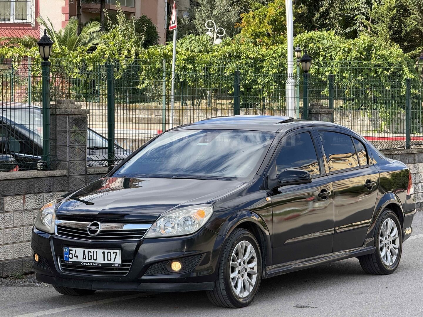 ÖZCAN AUTO’DAN DEĞİŞENSİZ+HASAR KAYITSIZ+OTOMOTİK VİTES+SANRUF+SIFIR MUAYENE 1