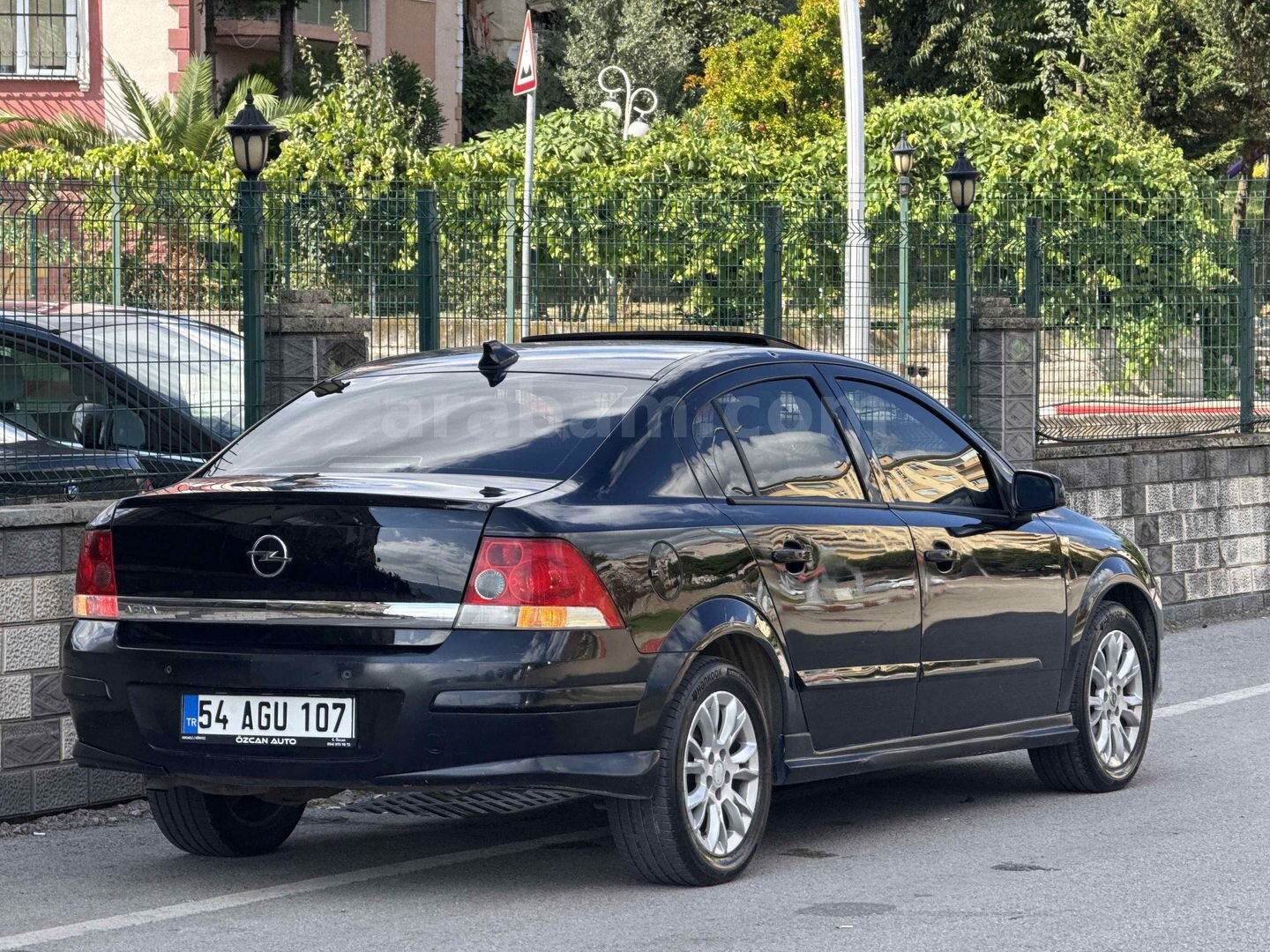 ÖZCAN AUTO’DAN DEĞİŞENSİZ+HASAR KAYITSIZ+OTOMOTİK VİTES+SANRUF+SIFIR MUAYENE 4