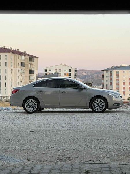 Sahibinden Opel Insignia 2.0 CDTI Edition Elegance 2012 Model