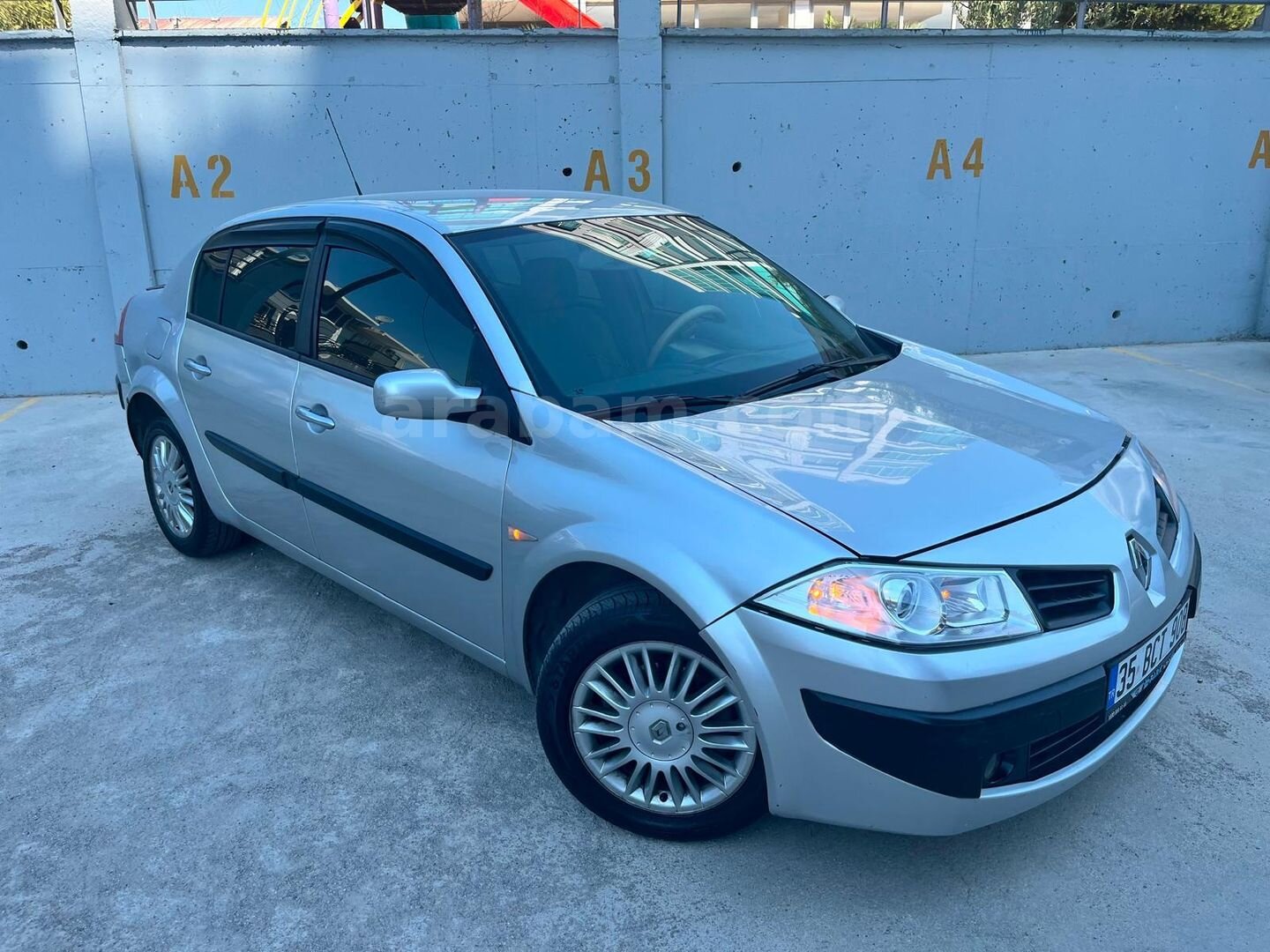 ACİLL354950TL2007 MEGANE 1.5dci EN DOLUSU PREVİLEGE MULTİMEDİALI 1