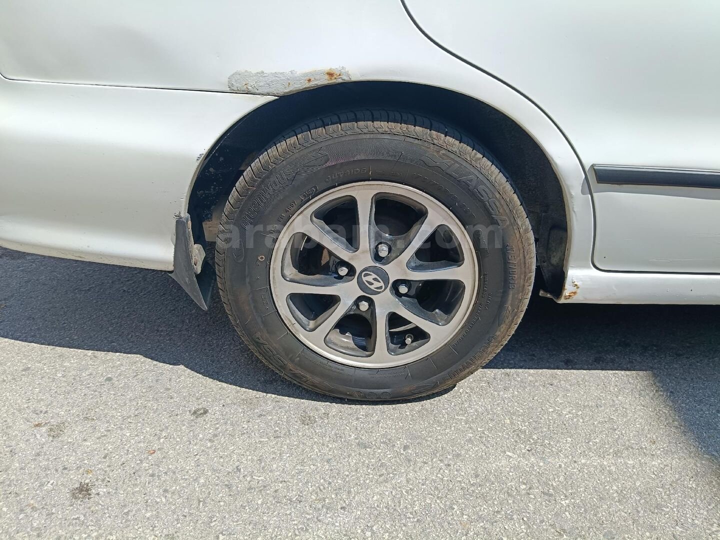 Sahibinden Hyundai Accent 1.3 LS 1998 Model 244.000 km Beyaz 3