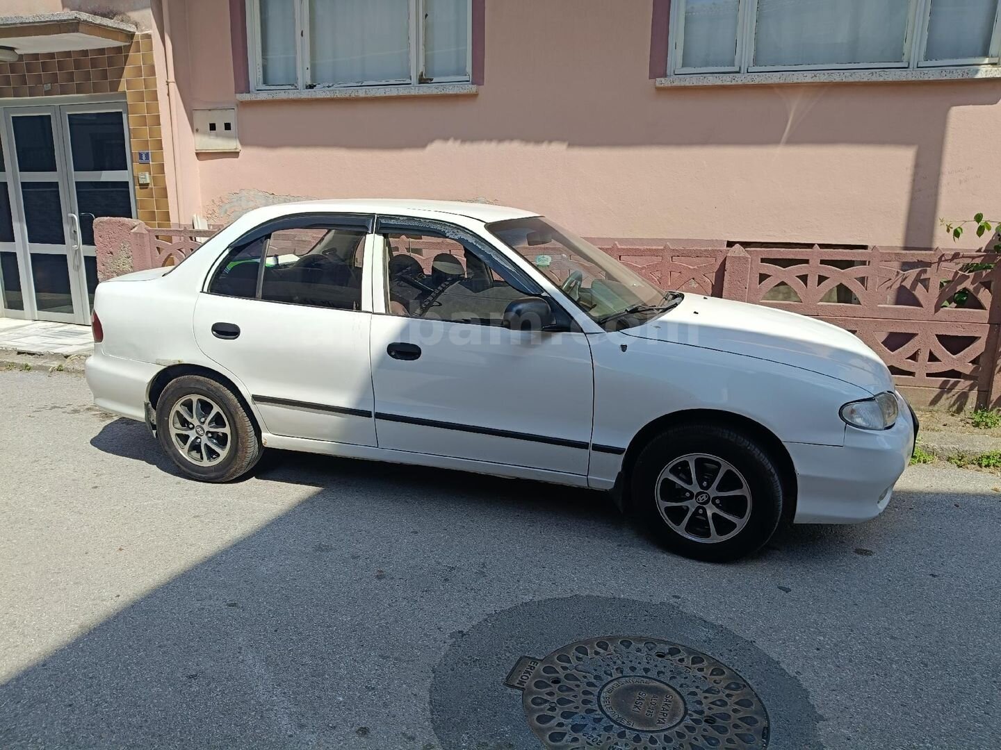 Sahibinden Hyundai Accent 1.3 LS 1998 Model 244.000 km Beyaz 2