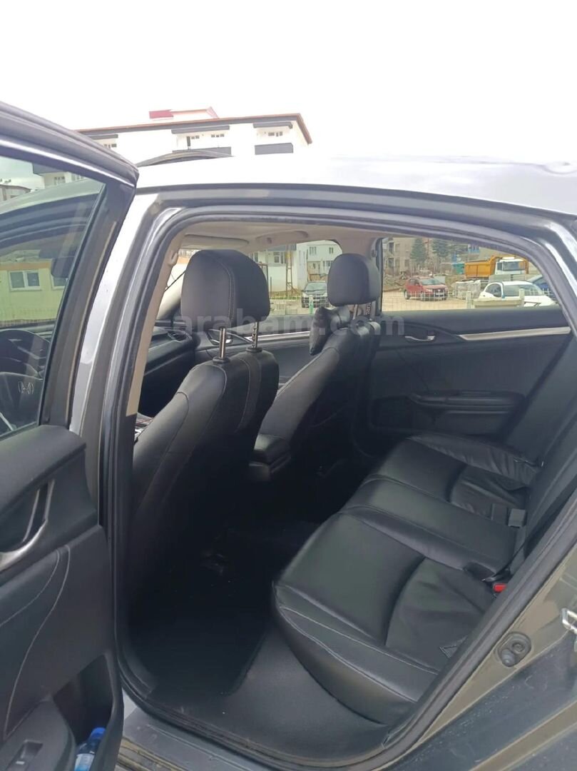 Sahibinden Honda Civic 1.6i VTEC Executive 2021 Model 7