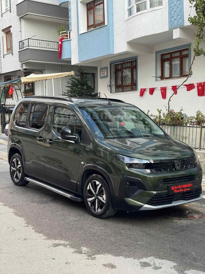 Sahibinden Peugeot Rifter 1.5 BlueHDI GT 2025 Model 4