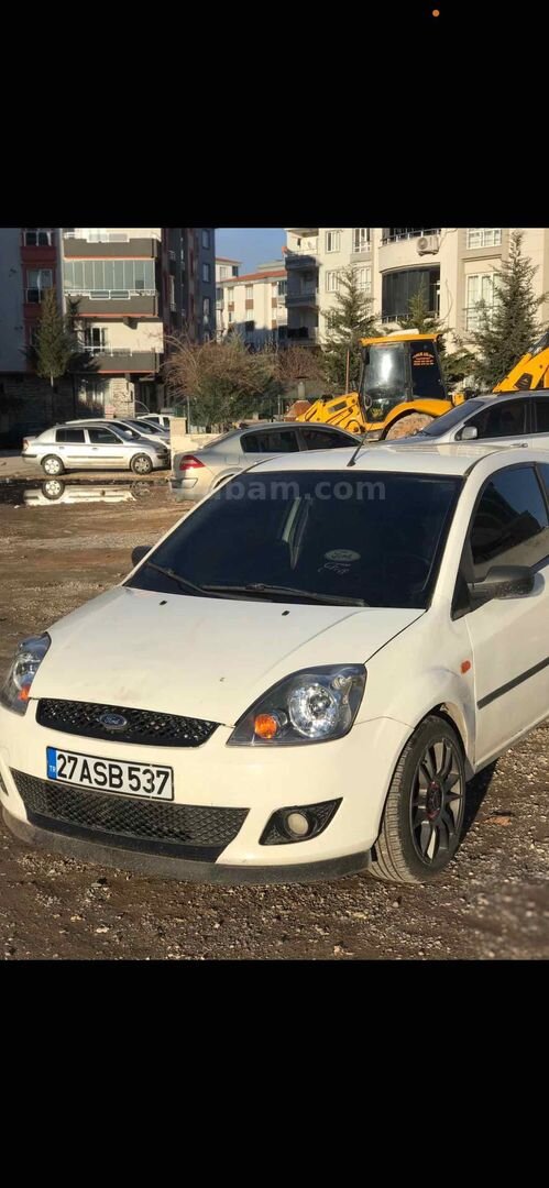 Sahibinden Ford Fiesta Van 1.4 TDCi 2006 Model 2