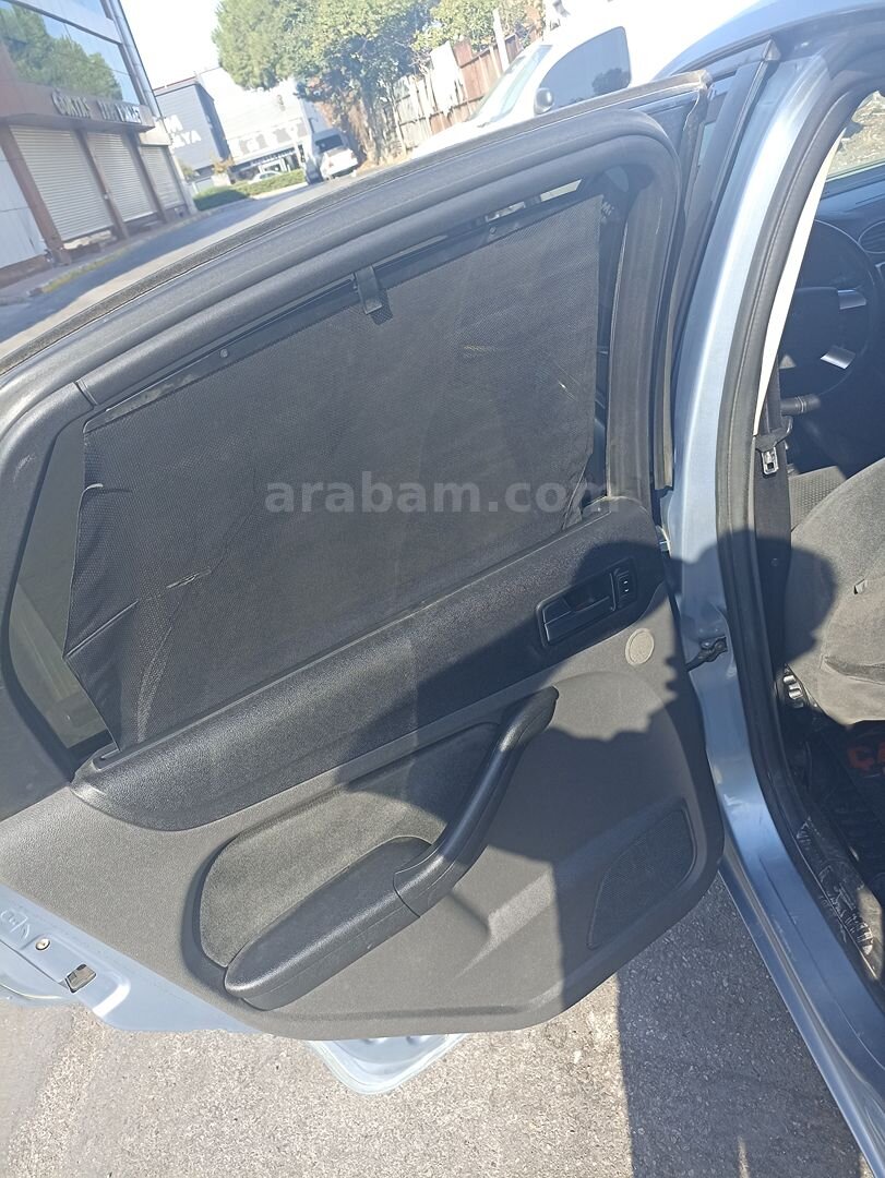Sahibinden Ford Focus 1.6 TDCi Ghia 2006 Model 5
