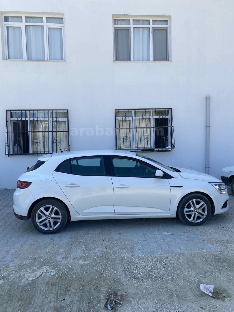 Sahibinden Renault Megane 1.6 Joy 2018 Model Adana 86.000 km Beyaz 2