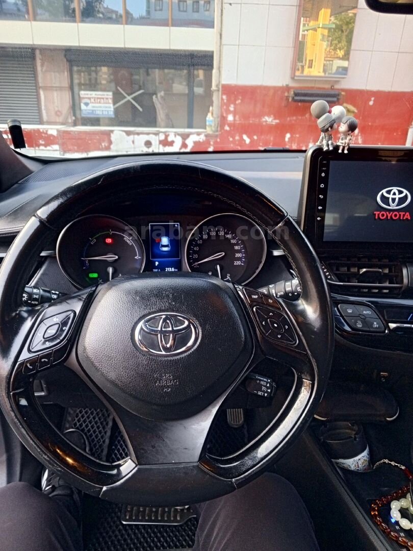 Sahibinden Toyota C-HR 1.8 Hybrid Advance 2017 Model 7