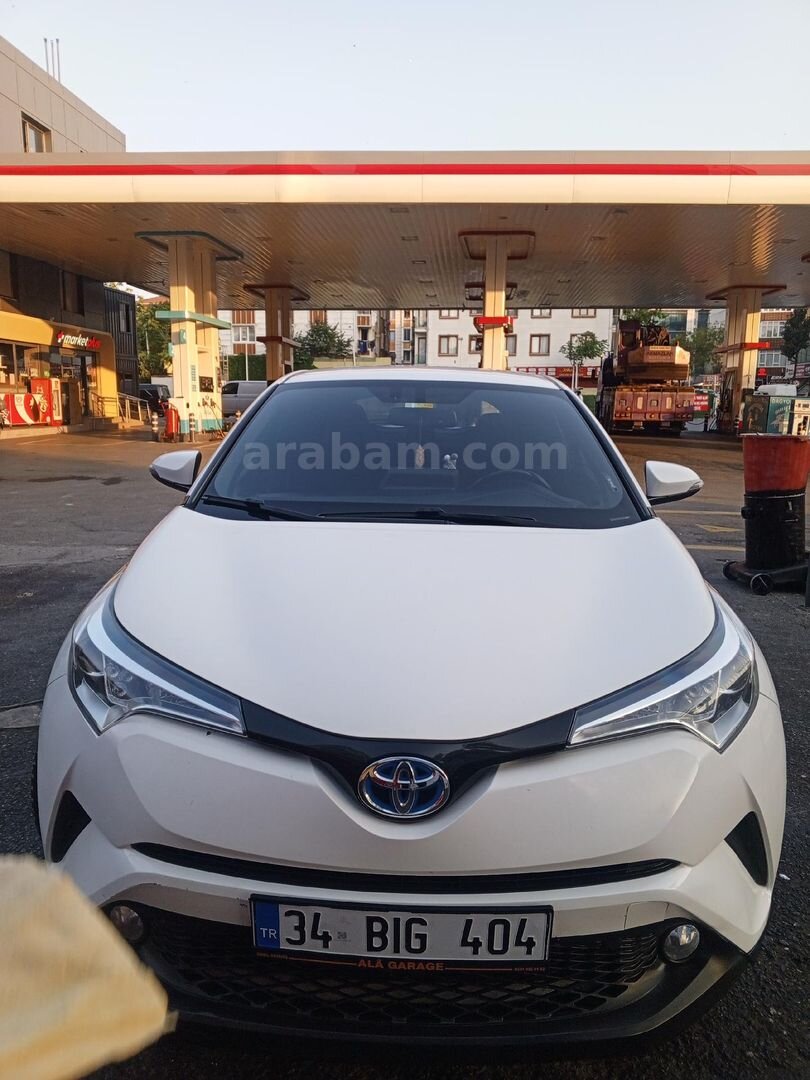 Sahibinden Toyota C-HR 1.8 Hybrid Advance 2017 Model 1