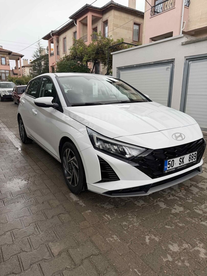 Sahibinden Hyundai i20 1.4 MPI Style 2023 Model 6