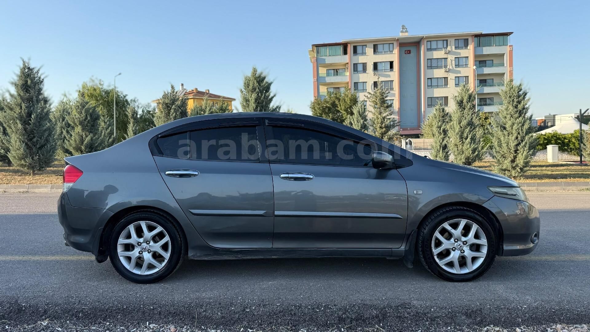 Sahibinden Honda City 1.4 ES 2009 Model 253.000 km Füme 7