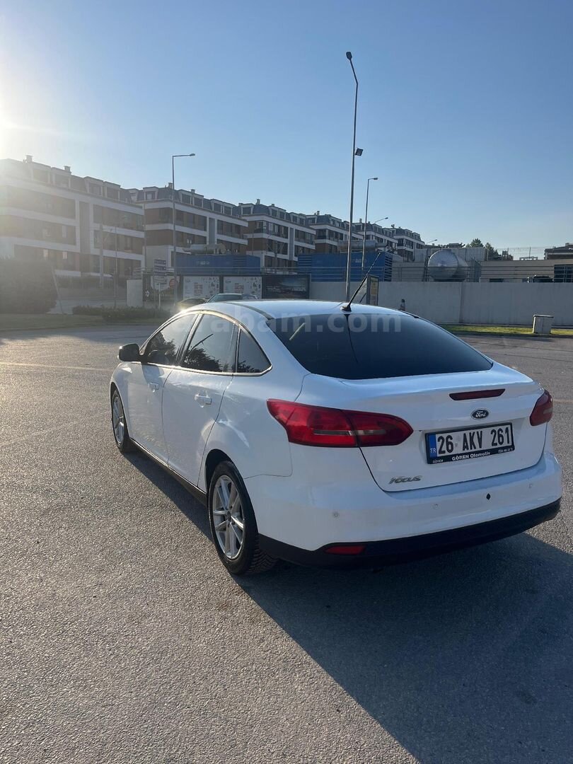 Sahibinden Ford Focus 1.6 TDCi Trend X 2015 Model 5