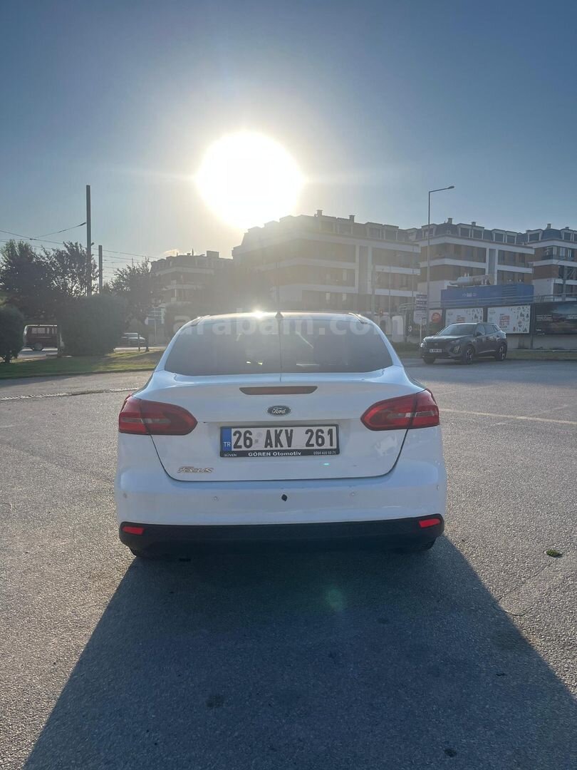 Sahibinden Ford Focus 1.6 TDCi Trend X 2015 Model 7