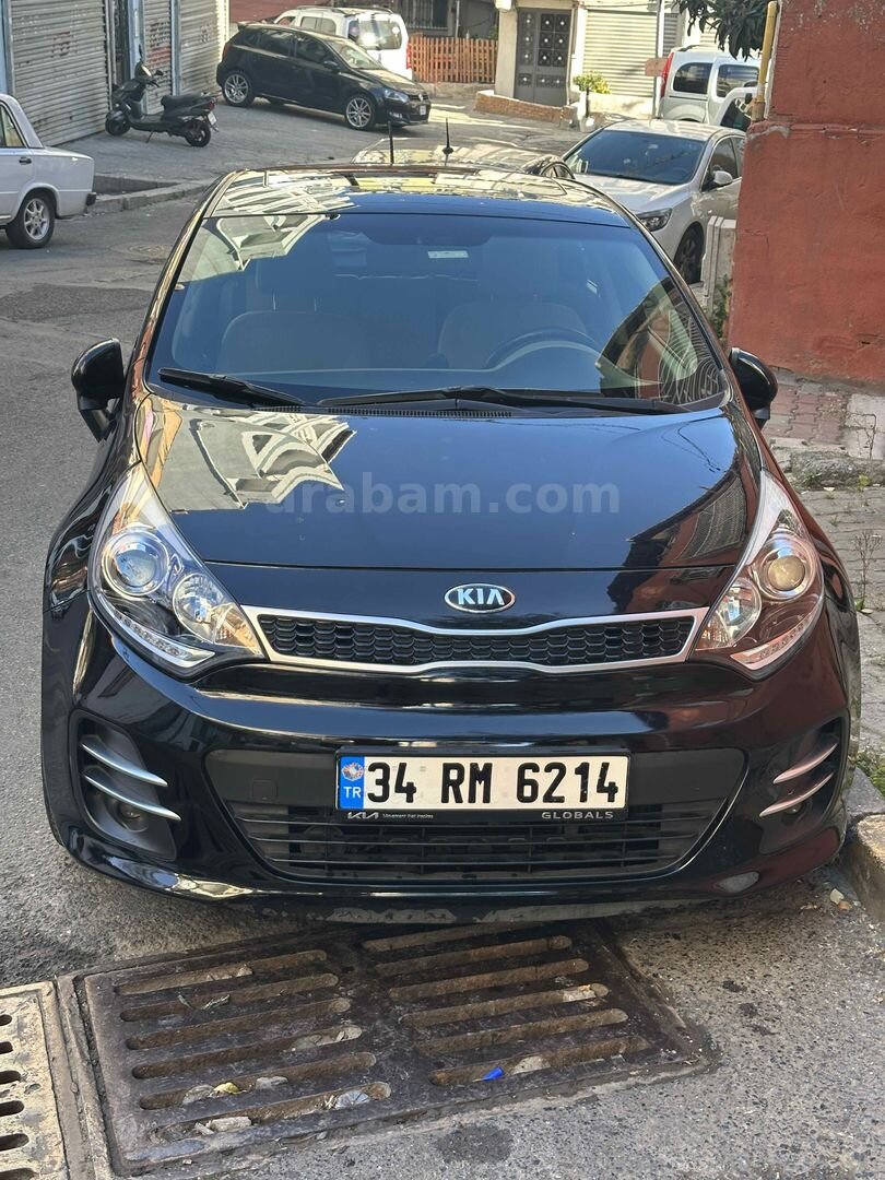 Sahibinden Kia Rio 1.4 CRDi Concept Plus 2016 Model İstanbul 37.000 km Siyah 4