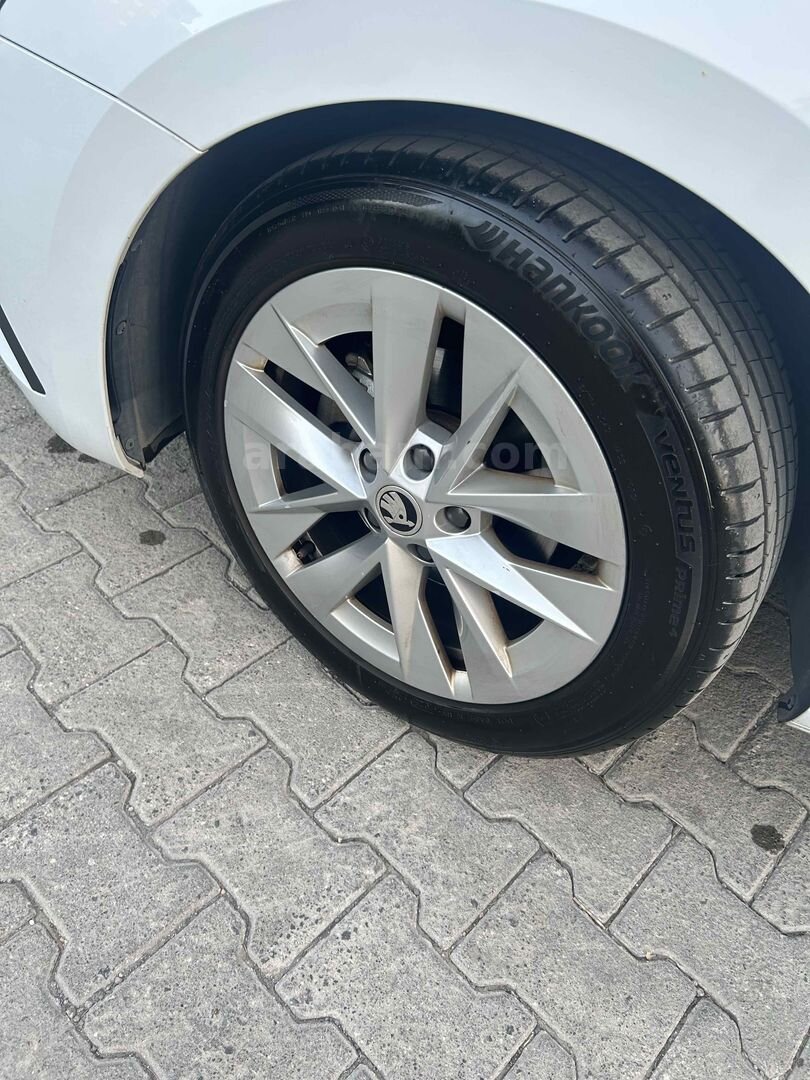Sahibinden Skoda Octavia 1.5 TSI Style 2023 Model 6