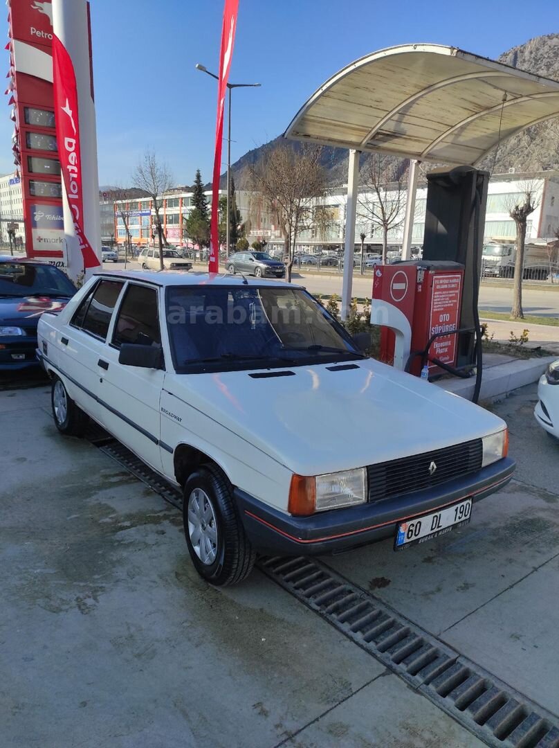 Sahibinden Renault R 9 1.4 Broadway 1990 Model 1