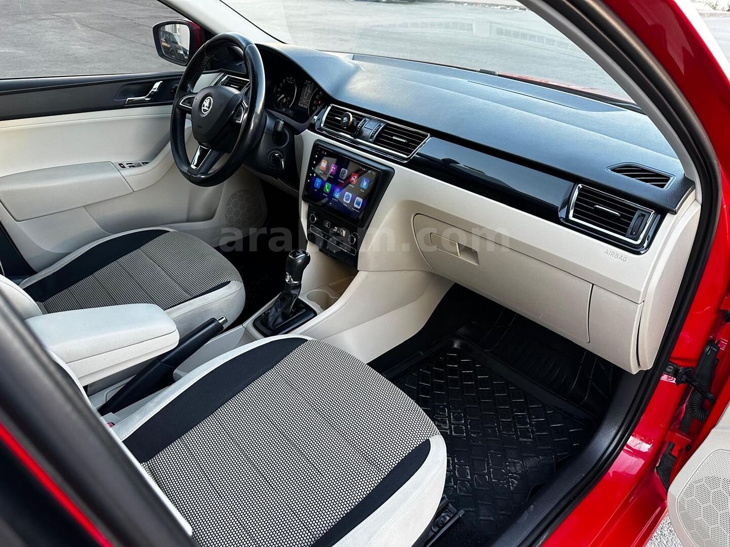 Sahibinden Skoda Rapid 1.6 CR TDI Spaceback Elegance 2015 Model Otomatik Değişensiz 6