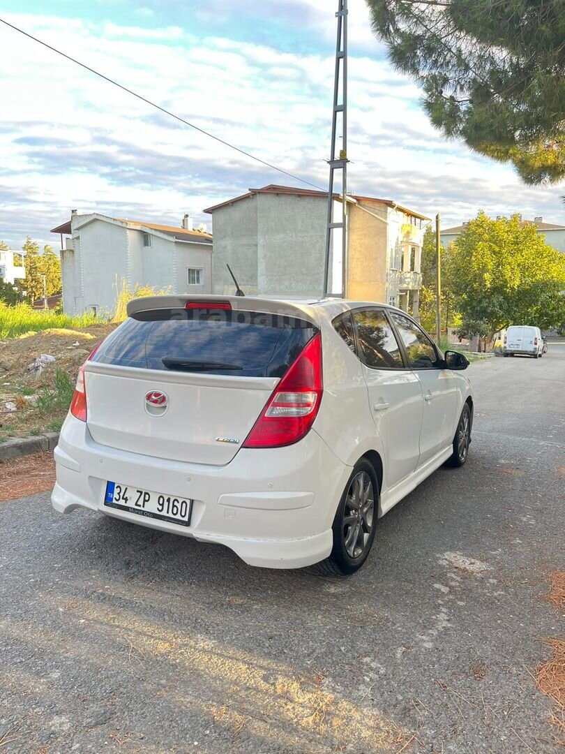 Bakımlı Sahibinden Hyundai i30 1.6 CRDi Mode 2011 Model 7