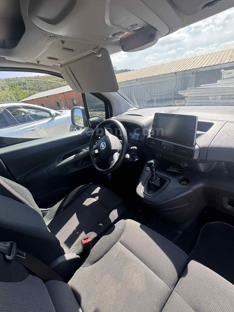 Sahibinden Fiat Doblo Cargo 1.5 BlueHDi Maxi 2023 Model 3