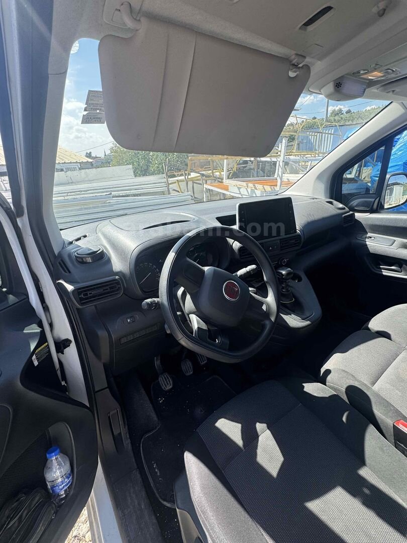 Sahibinden Fiat Doblo Cargo 1.5 BlueHDi Maxi 2023 Model 4