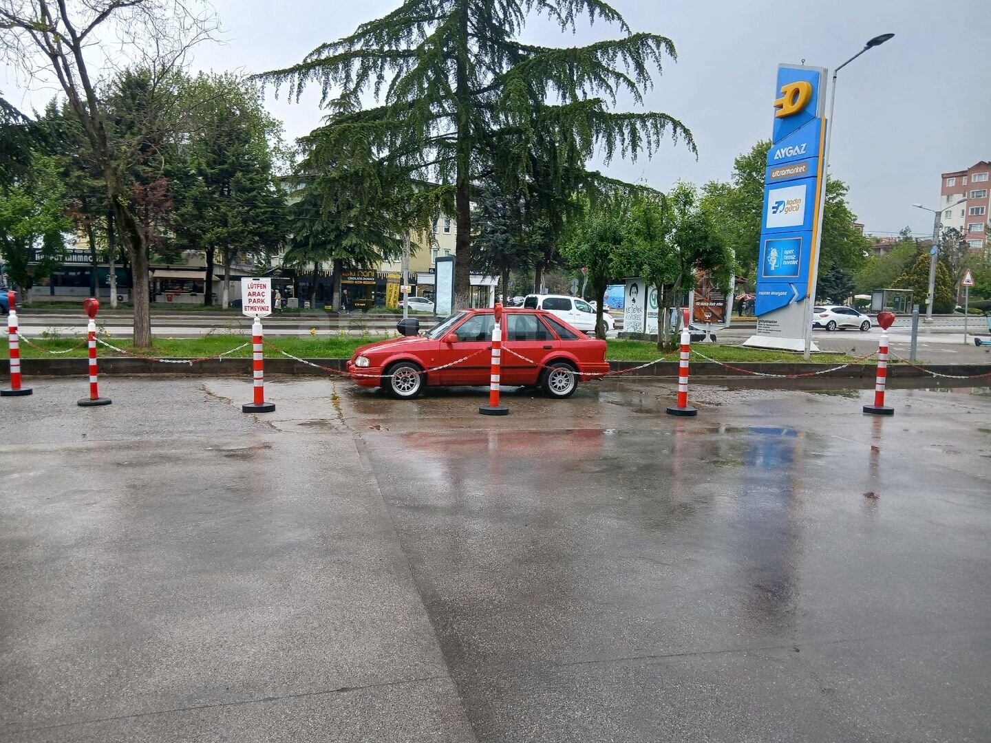 Sahibinden Ford Escort 1.4 çalişır yütür yağyakma su rkdıltme dıye bisorun yokCL 1990 Model 4