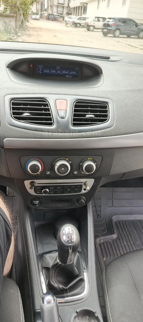 Sahibinden Renault Fluence 1.6 Touch Plus 2014 Model 2