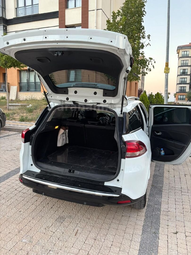 Sahibinden Renault Clio 1.5 dCi SportTourer Icon 2017 Model 193.000 km Beyaz 2